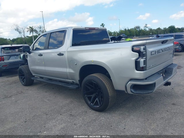 Chevrolet Silverado 1500 Custom