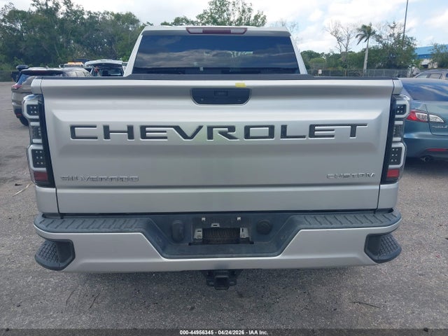 Chevrolet Silverado 1500 Custom
