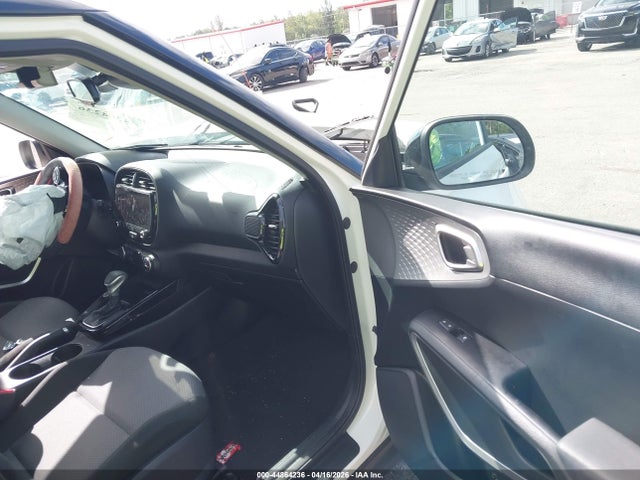 Kia Soul S