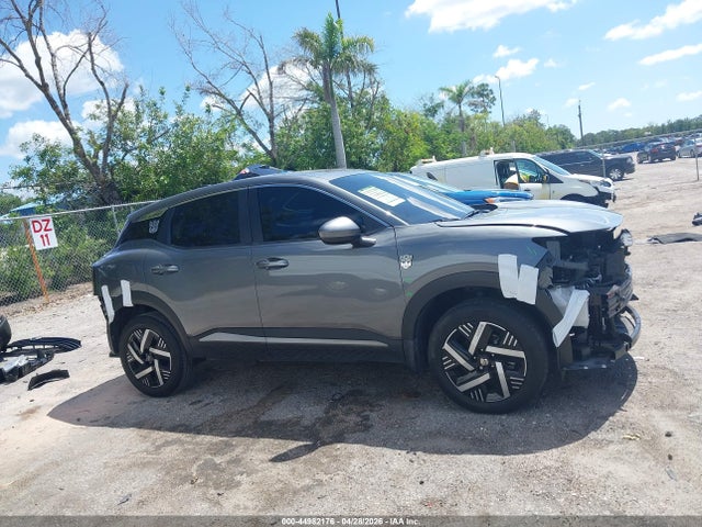 Nissan Kicks Sv Fwd