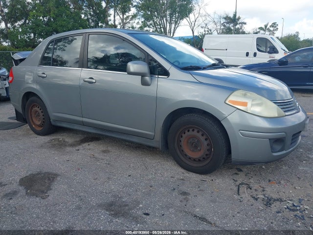 Salvage Nissan Versa Image