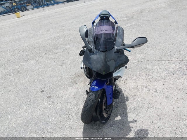 Yamaha Yzfr1s