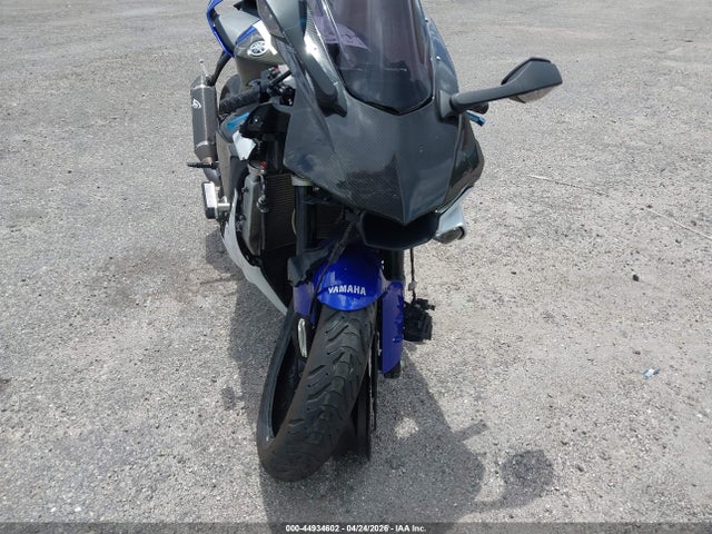 Yamaha Yzfr1s