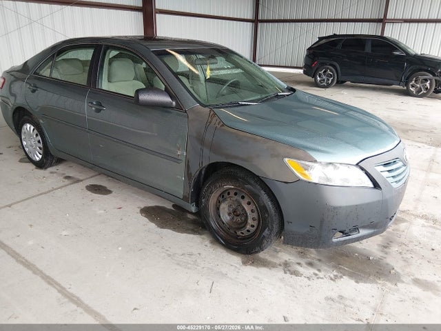 Salvage Toyota Camry Image