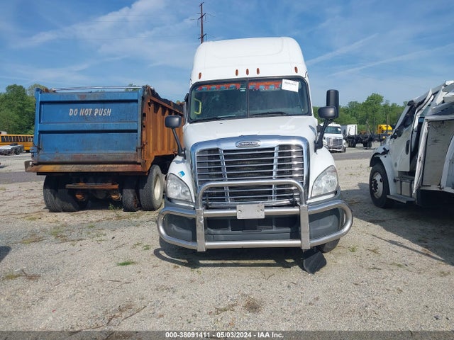 Freightliner Cascadia 125