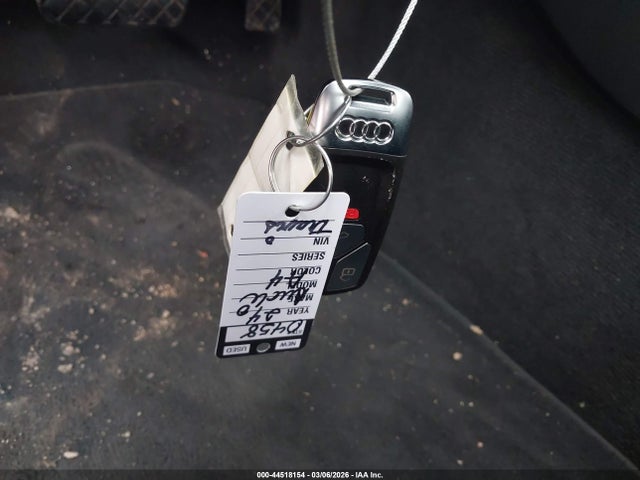 Audi A4 Premium Plus 45 Tfsi S Line Quattro S Tronic