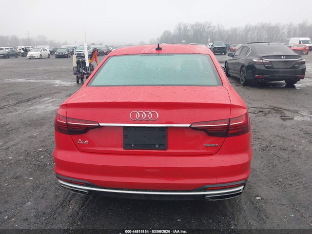 Audi A4 Premium Plus 45 Tfsi S Line Quattro S Tronic