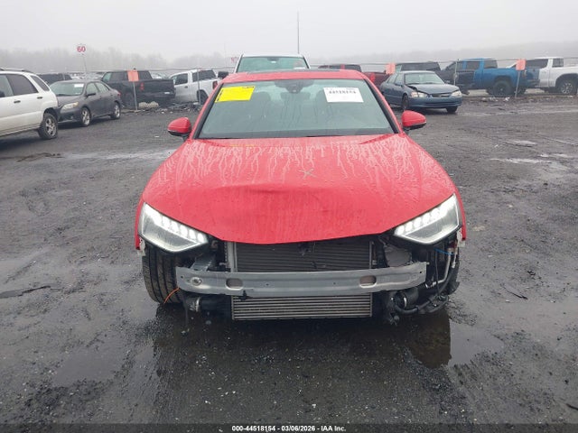 Audi A4 Premium Plus 45 Tfsi S Line Quattro S Tronic