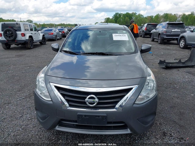 Nissan Versa 1.6 Sv