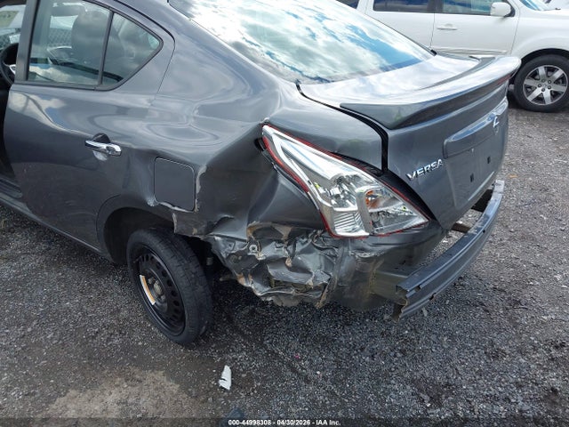 Nissan Versa 1.6 Sv