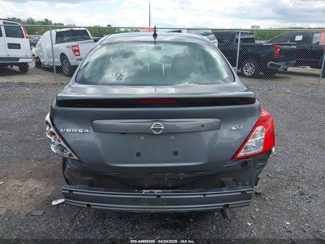 Nissan Versa 1.6 Sv