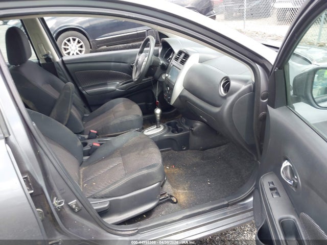 Nissan Versa 1.6 Sv