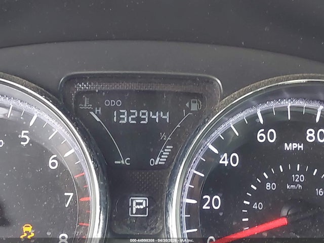 Nissan Versa 1.6 Sv
