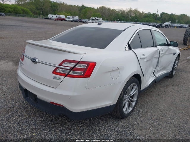 Ford Taurus Sho