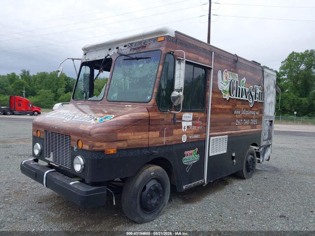 Freightliner Chassis M Line Walk-in Van