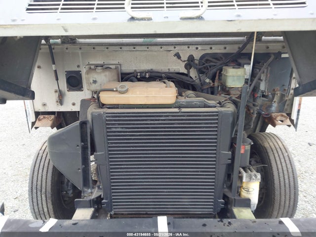 Freightliner Chassis M Line Walk-in Van