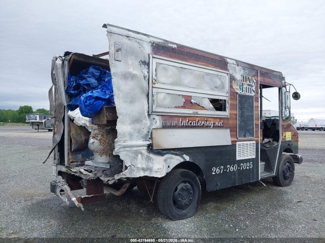 Freightliner Chassis M Line Walk-in Van