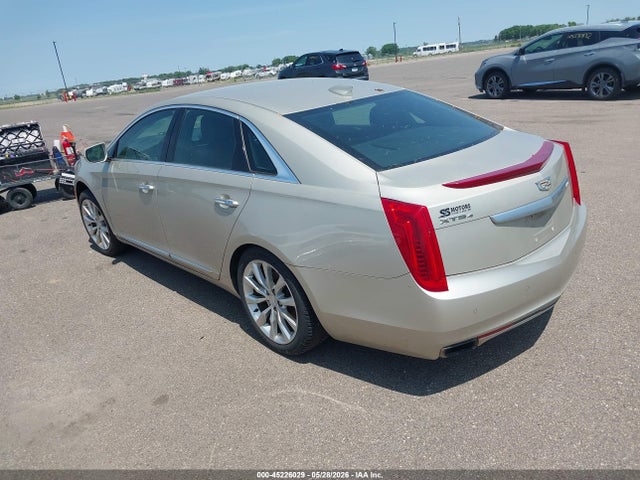 Cadillac XTS Luxury Collection