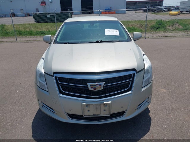 Cadillac XTS Luxury Collection
