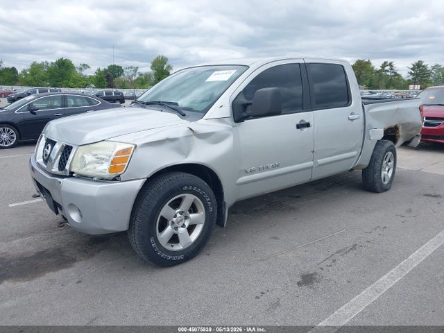 Nissan Titan Se