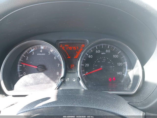 Nissan Versa Sv