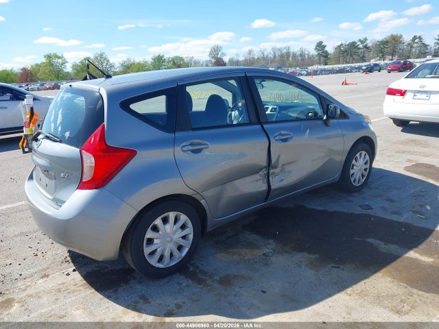 Nissan Versa Sv