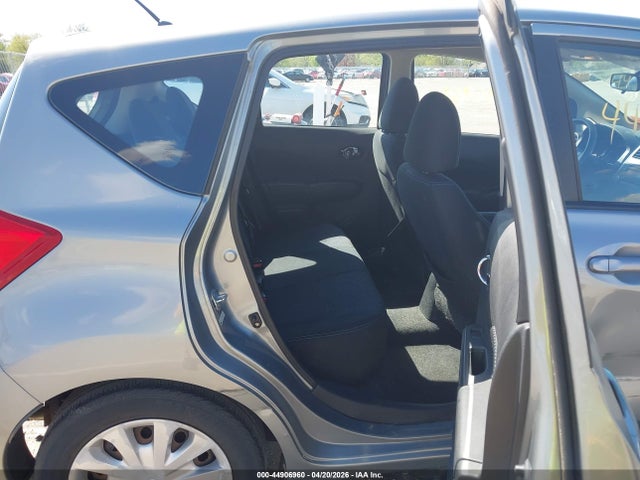 Nissan Versa Sv