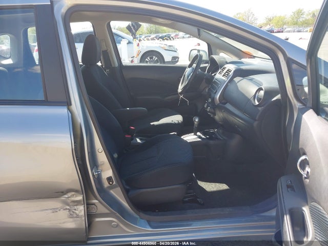 Nissan Versa Sv