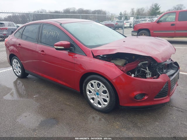 Salvage Ford Focus Image