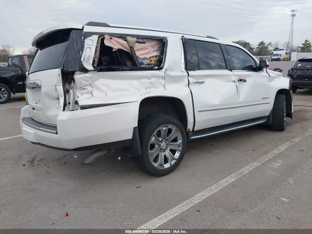 GMC Yukon Denali
