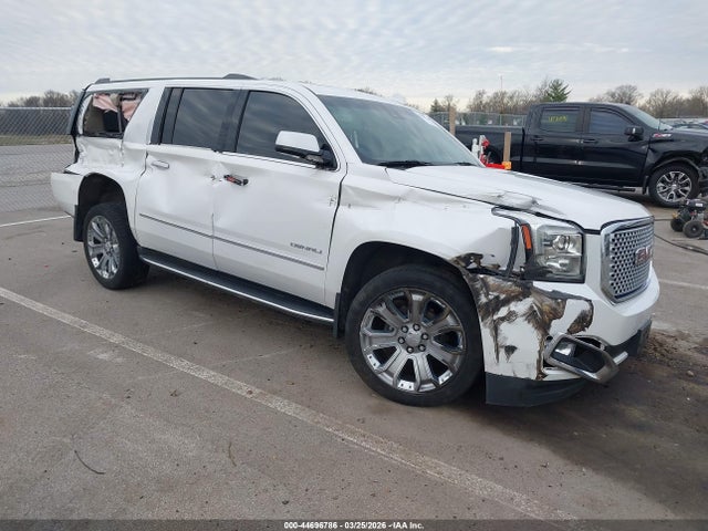 Salvage GMC Yukon Image