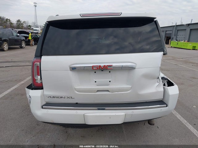 GMC Yukon Denali