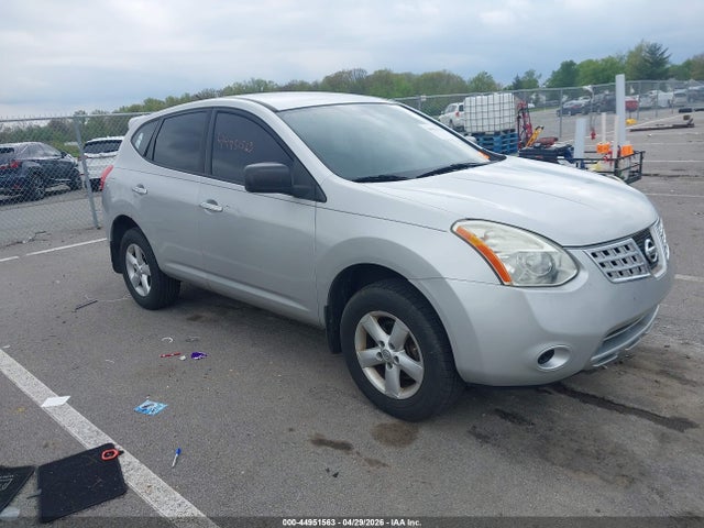 Salvage Nissan Rogue Image