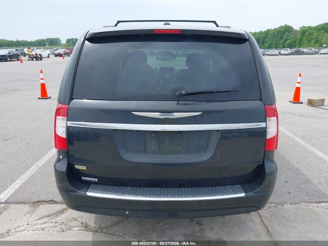 Chrysler Town & Country Touring