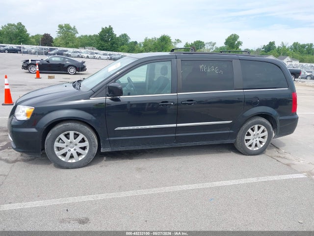 Chrysler Town & Country Touring