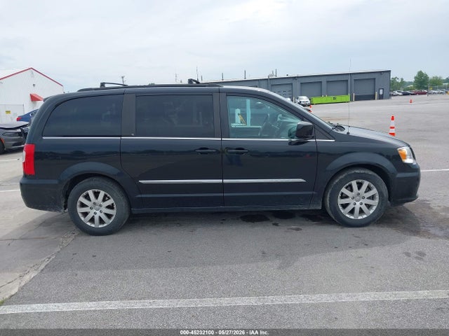 Chrysler Town & Country Touring