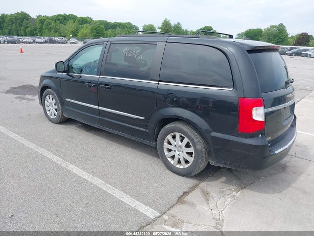 Chrysler Town & Country Touring