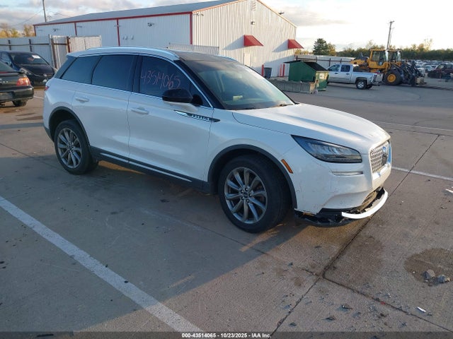 Salvage Lincoln Corsair Image