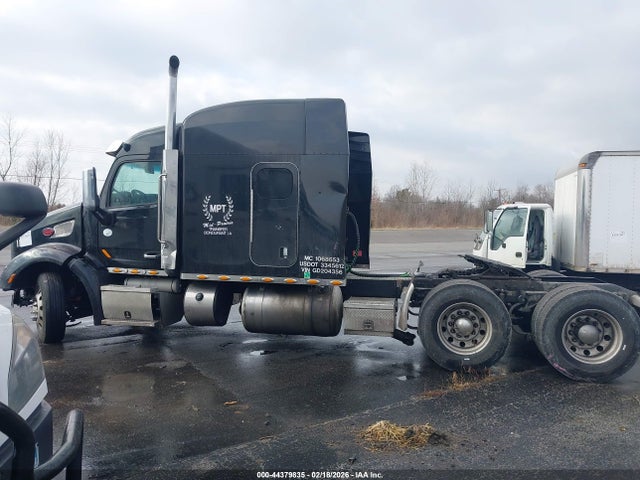 Peterbilt 579