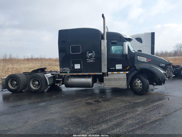 Peterbilt 579