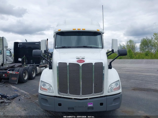 Peterbilt 579