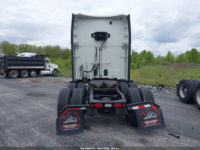Peterbilt 579