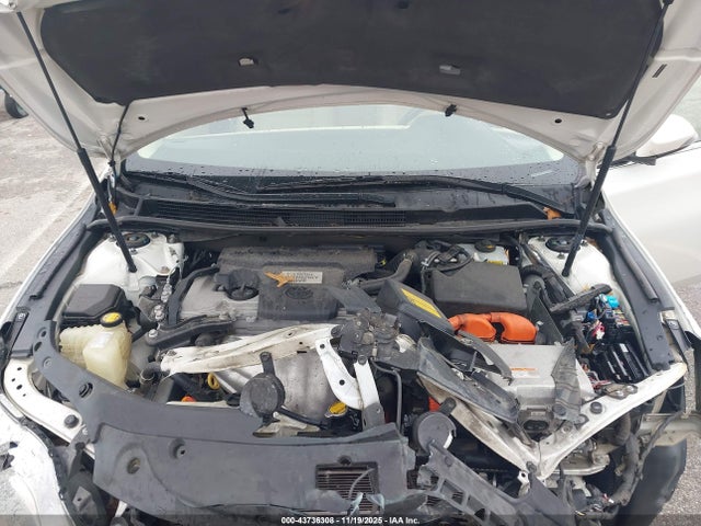 Toyota Avalon Hybrid Limited