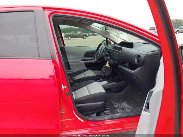 Toyota Prius c Two