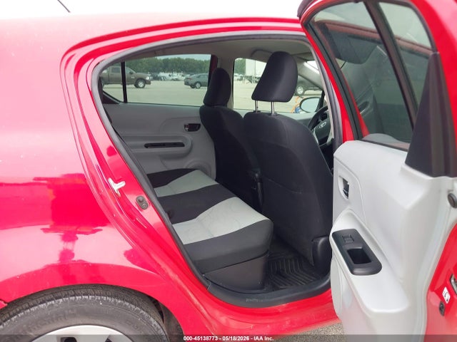 Toyota Prius c Two