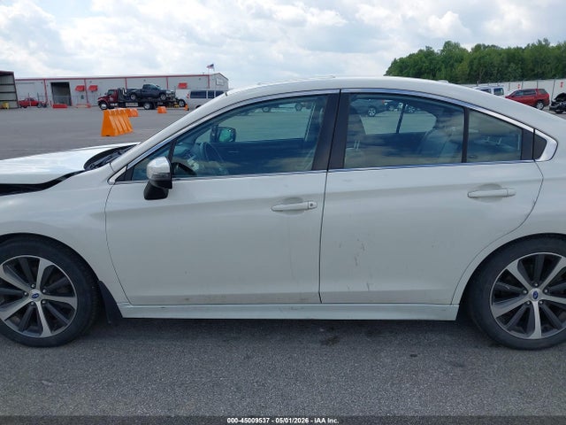 Subaru Legacy 2.5i Limited