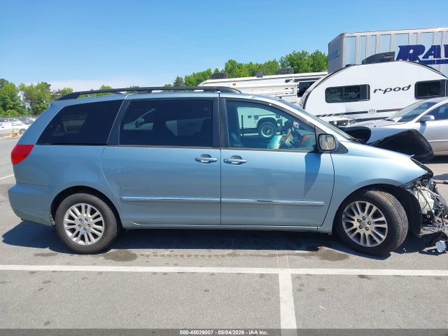 Toyota Sienna Limited