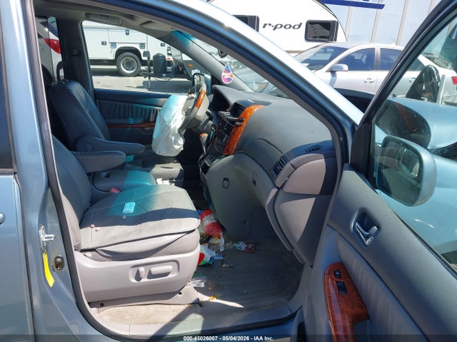 Toyota Sienna Limited