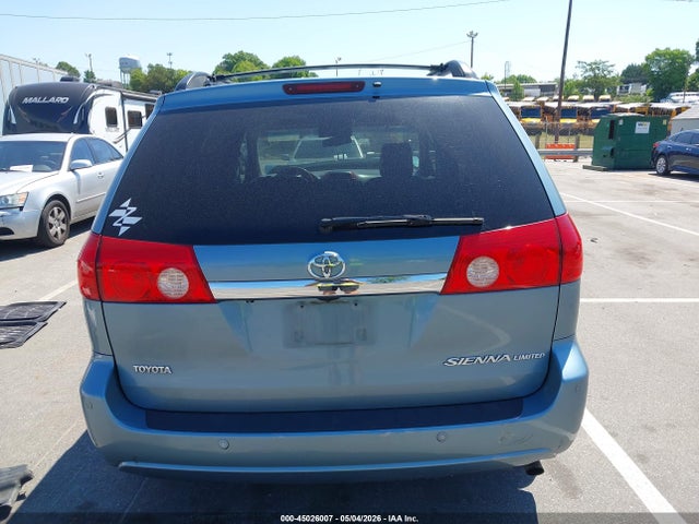 Toyota Sienna Limited