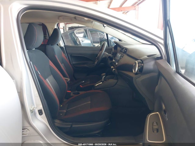 Nissan Versa 1.6 Sr